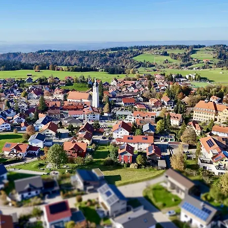 Apartment Ferienapartment Allgäuträumchen - Modernes Im Allgäu Mit Außensitzplatz Scheidegg